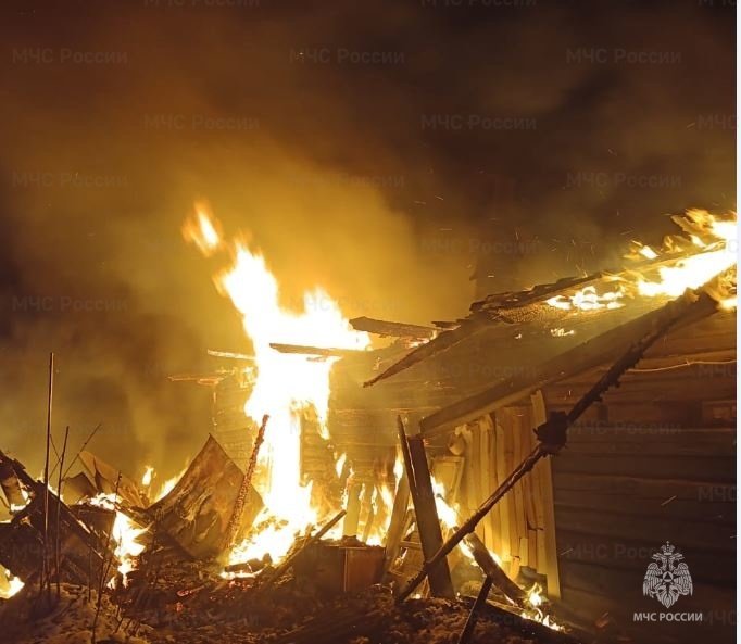 Пожар в Кировском районе, д. Волое, ул. Сутовки